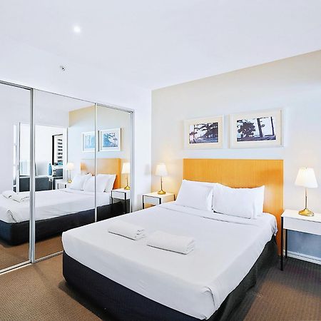H Luxury Residence Apartments - Holiday Paradise Gold Coast Room photo