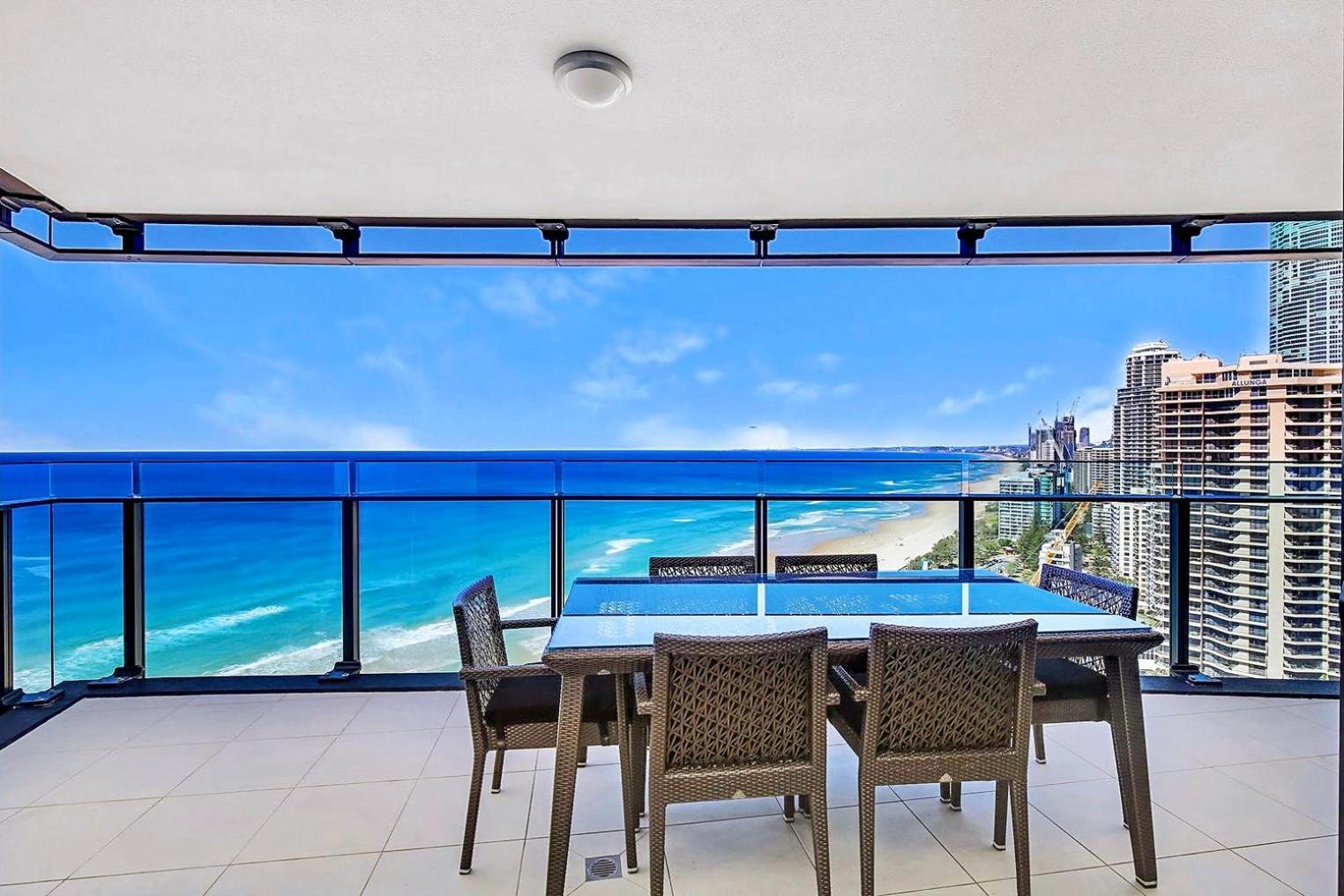 H Luxury Residence Apartments - Holiday Paradise Gold Coast Room photo