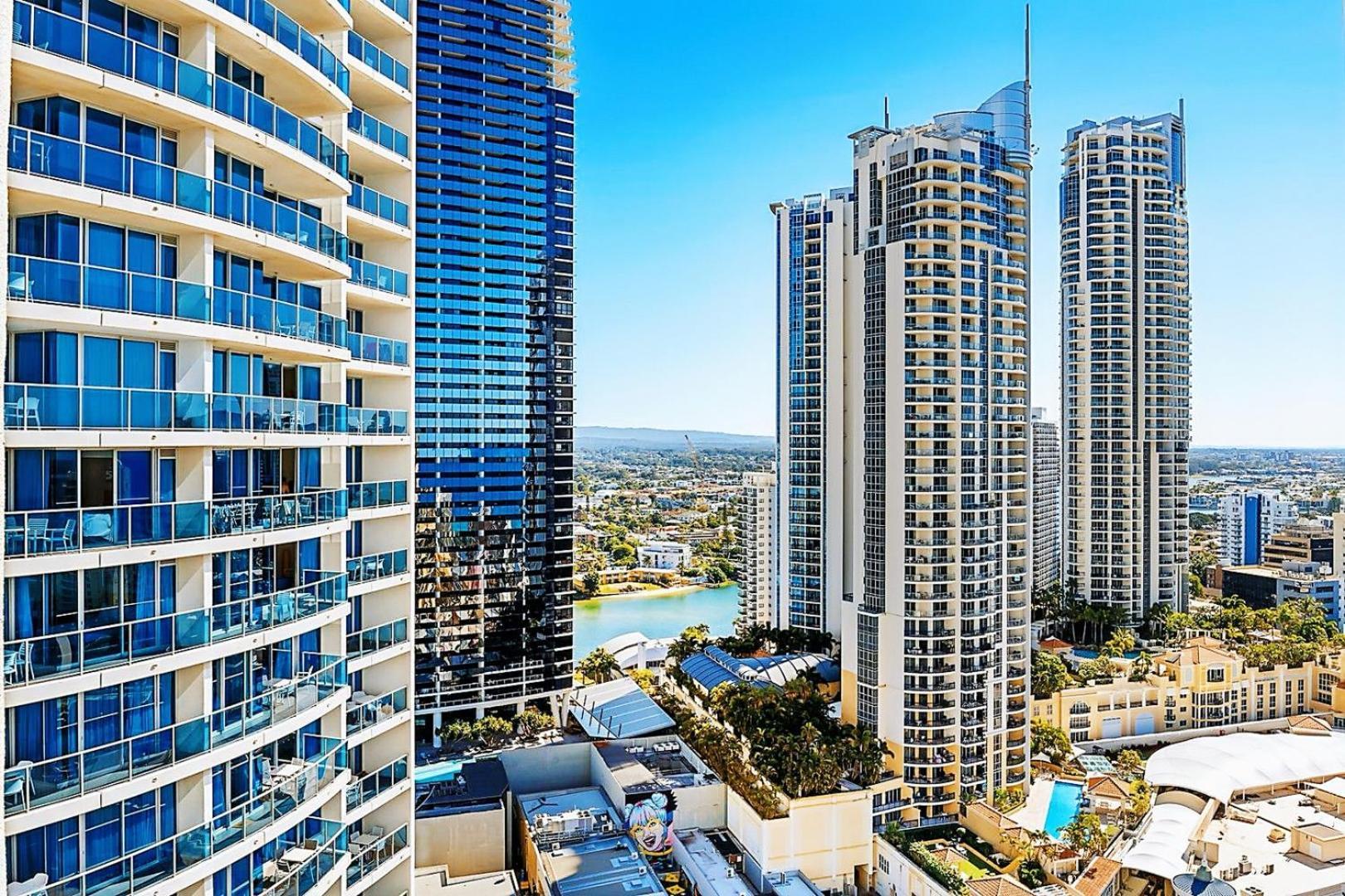 H Luxury Residence Apartments - Holiday Paradise Gold Coast Room photo